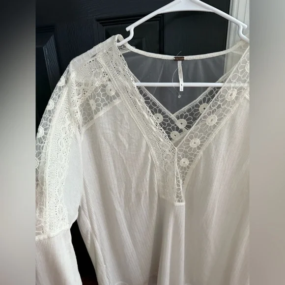 Free People White Lace Detail Top - Picture 7 of 8